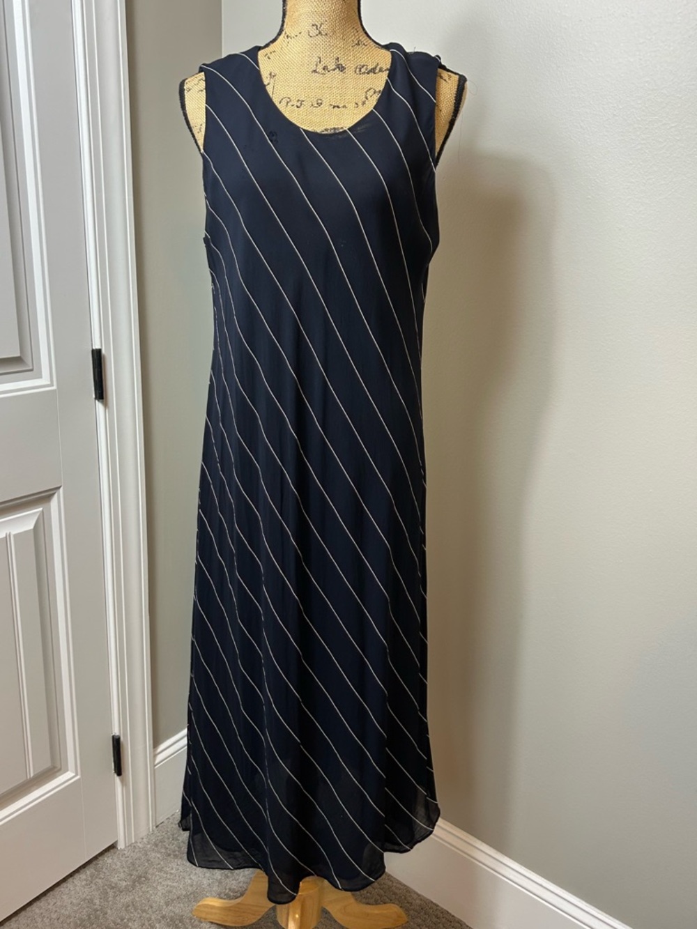 With Flaws Lauren Ralph Lauren dress size 16